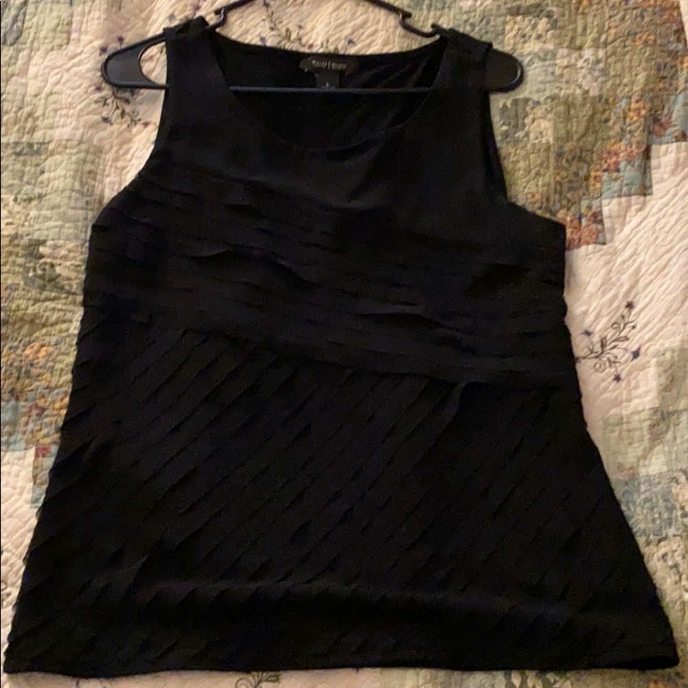 Sleeveless blouse